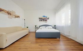 Zucchi Rooms