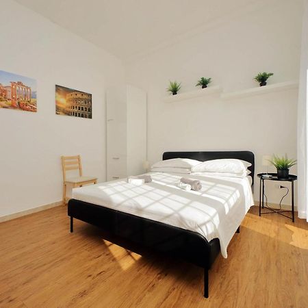 Zucchi Rooms Roma Esterno foto