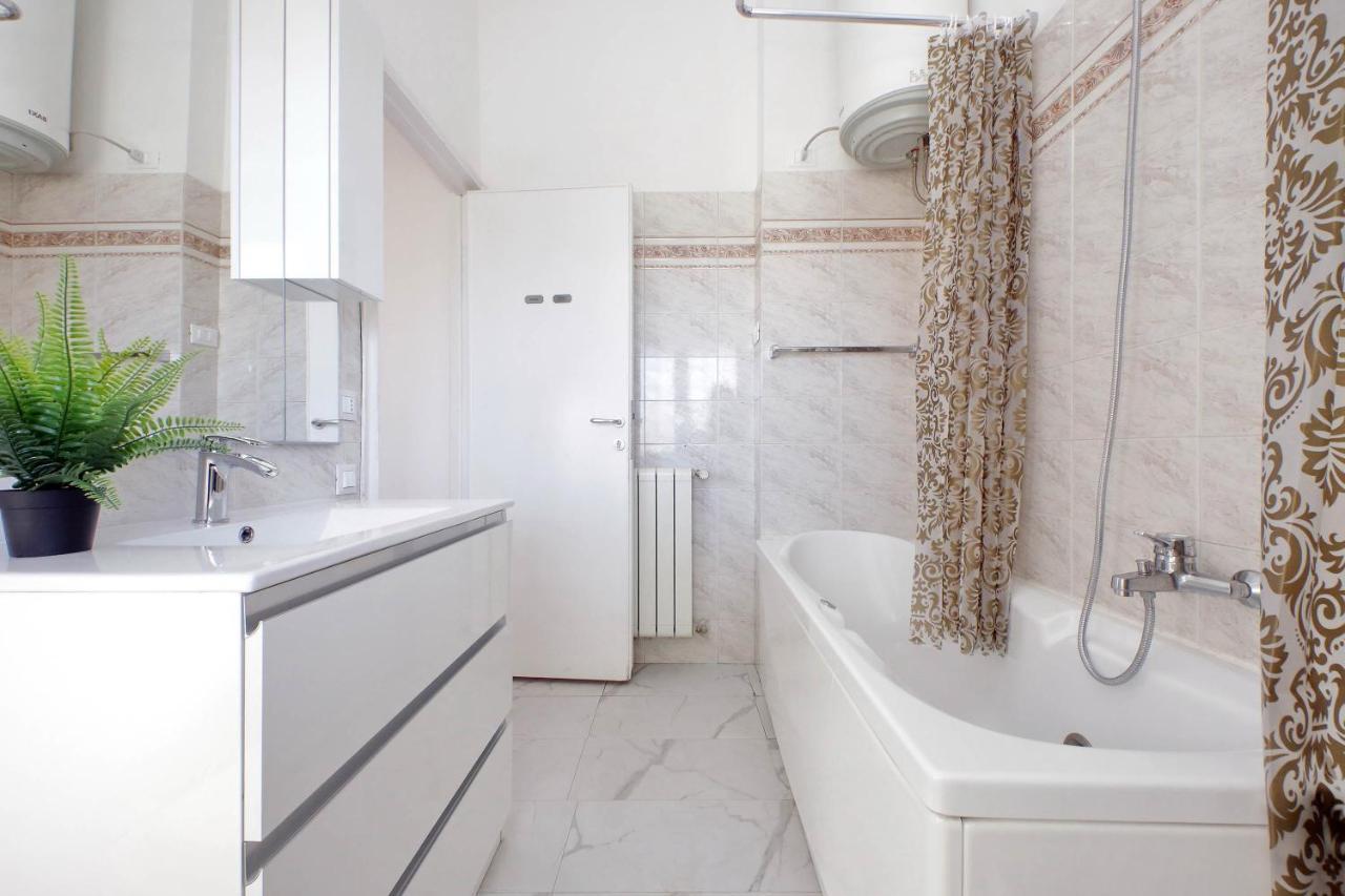 Zucchi Rooms Roma Esterno foto